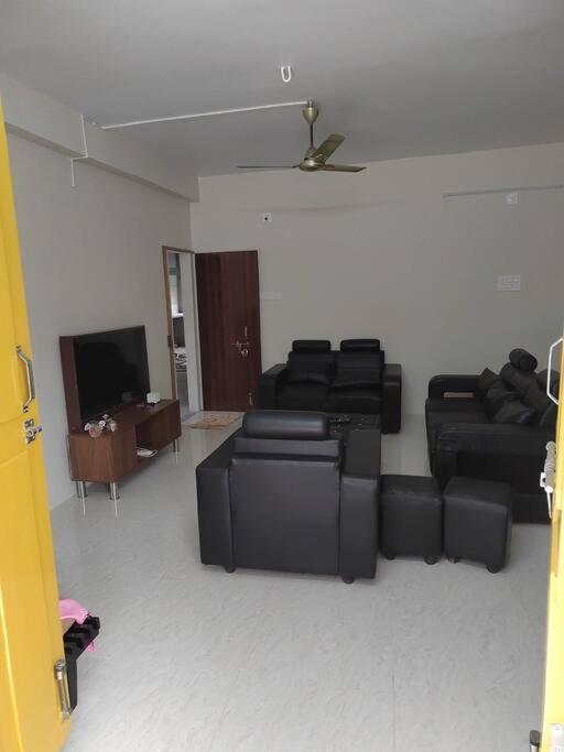 Apartmán Gangi Kota North Flat Kovvur Exteriér fotografie